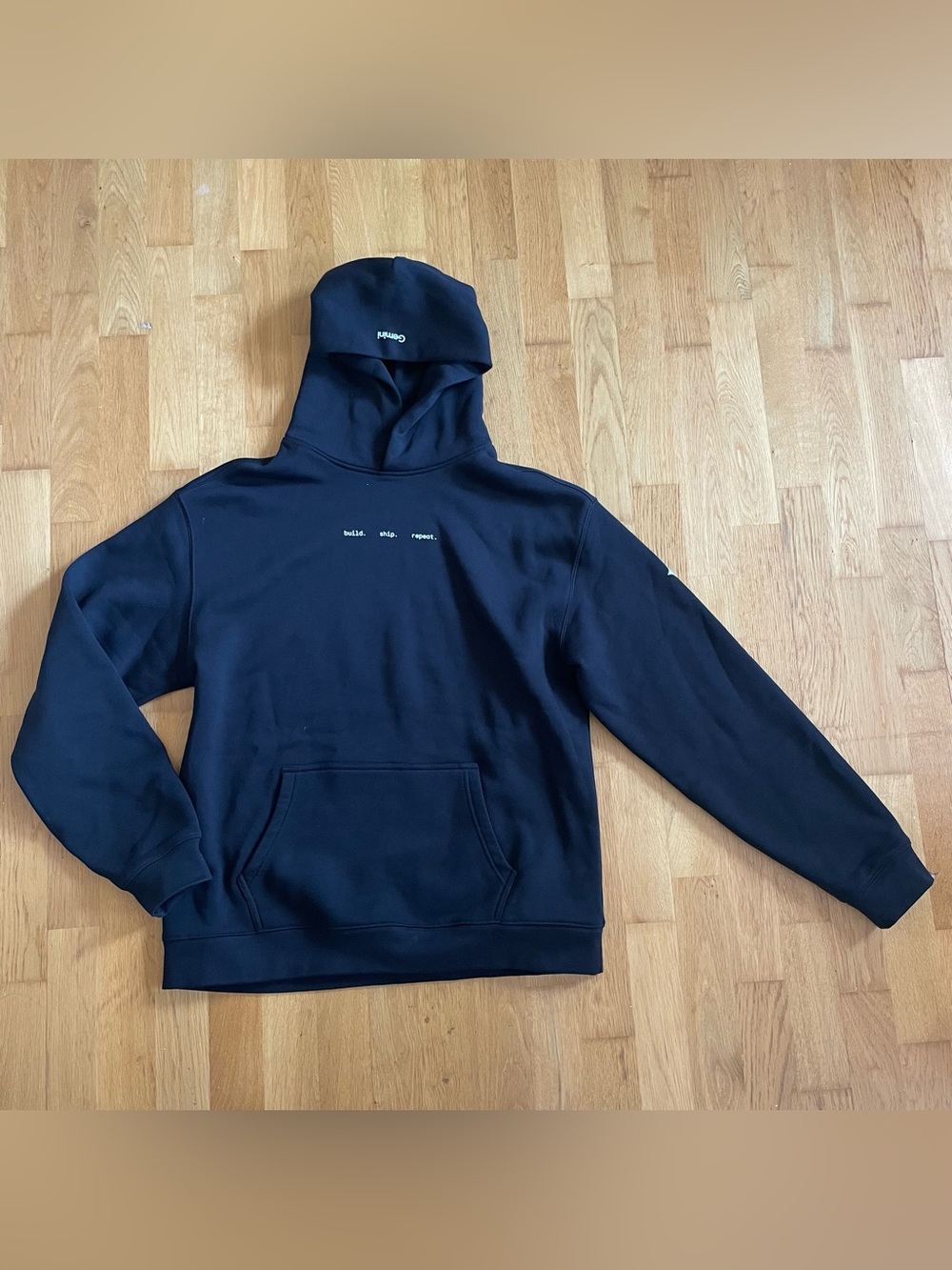 New Never Been Worn Google hoodie in Black size Large